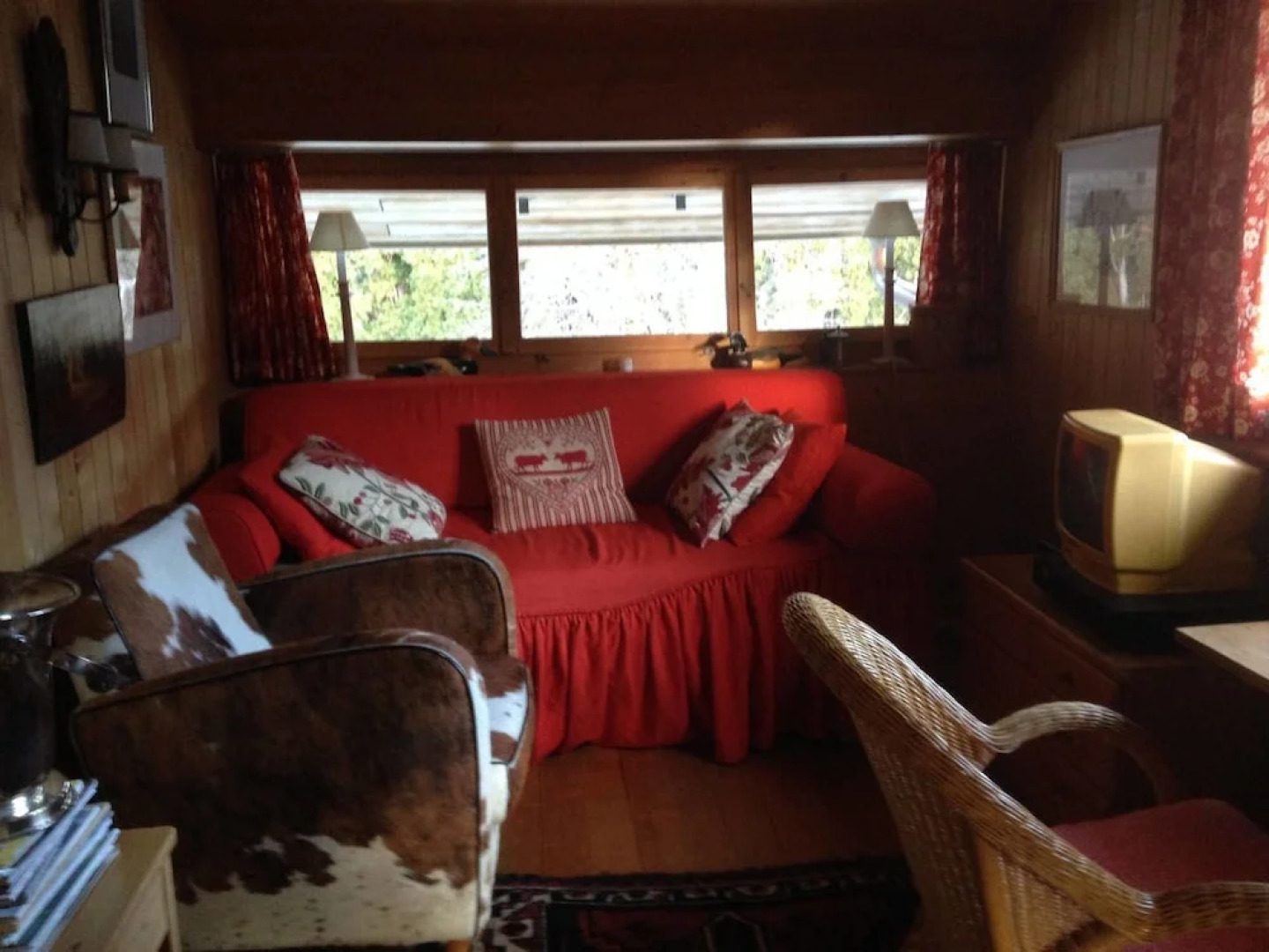 Alp Sunrise - Top View Cosy Chalet