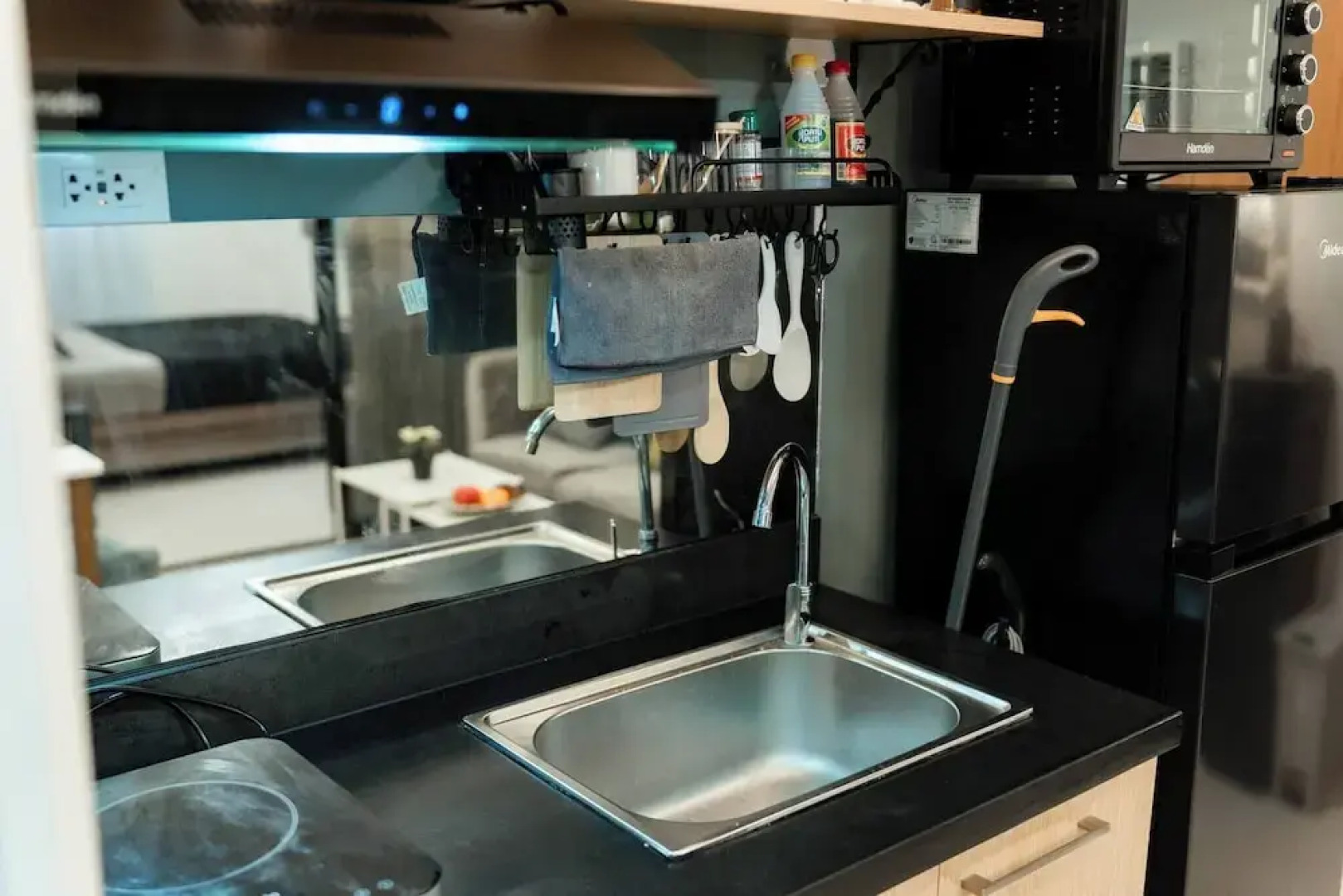 2-bedroom Elegant Condo With Sunrise & Mountain View