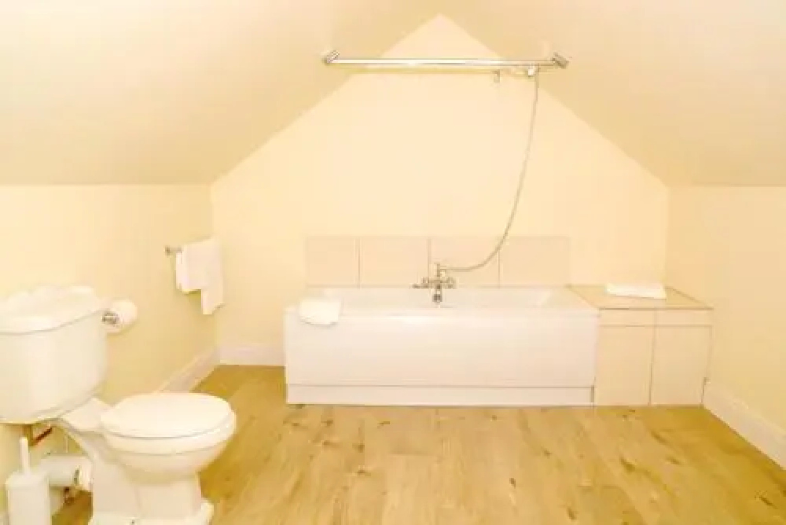 The Gate Lodge Cannaway House