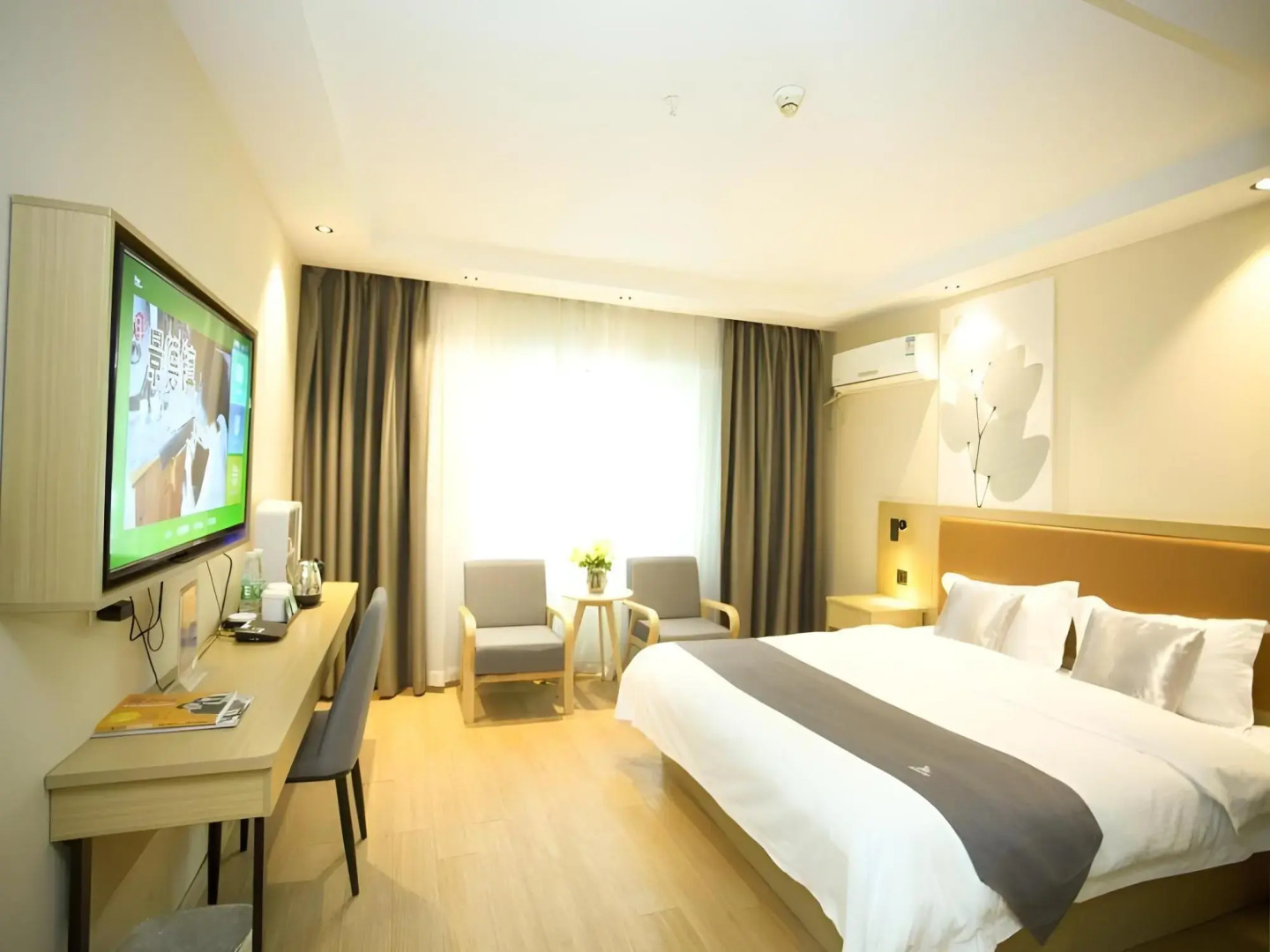 GreenTree Inn Jingdezhen Square North Road Express Hotel