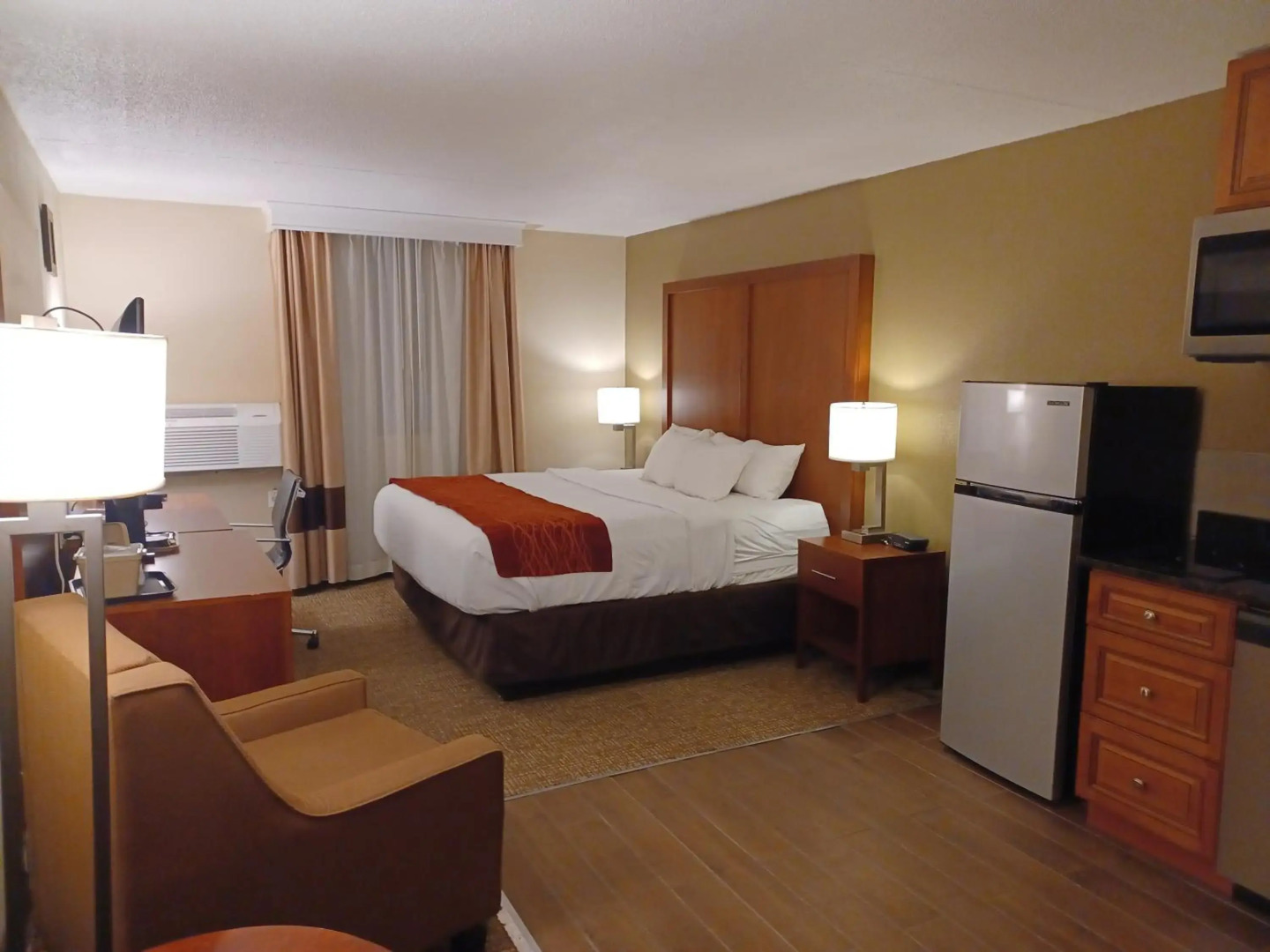 Comfort Inn & Suites Triadelphia - Wheeling