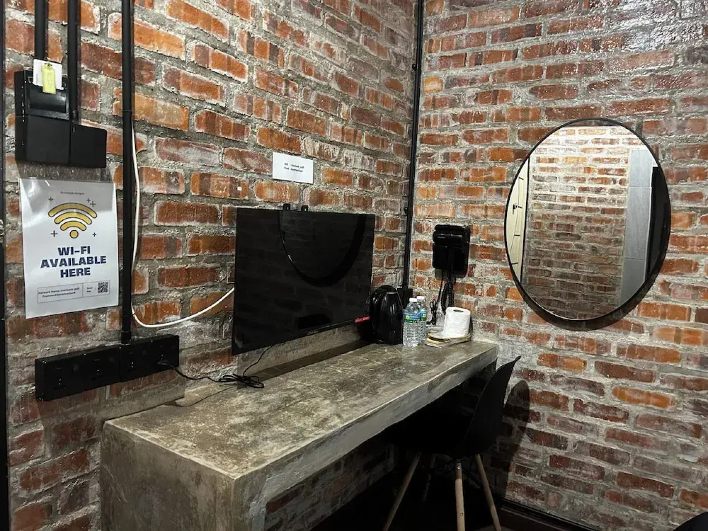 Riverbank Dungun Guesthouse & Cafe