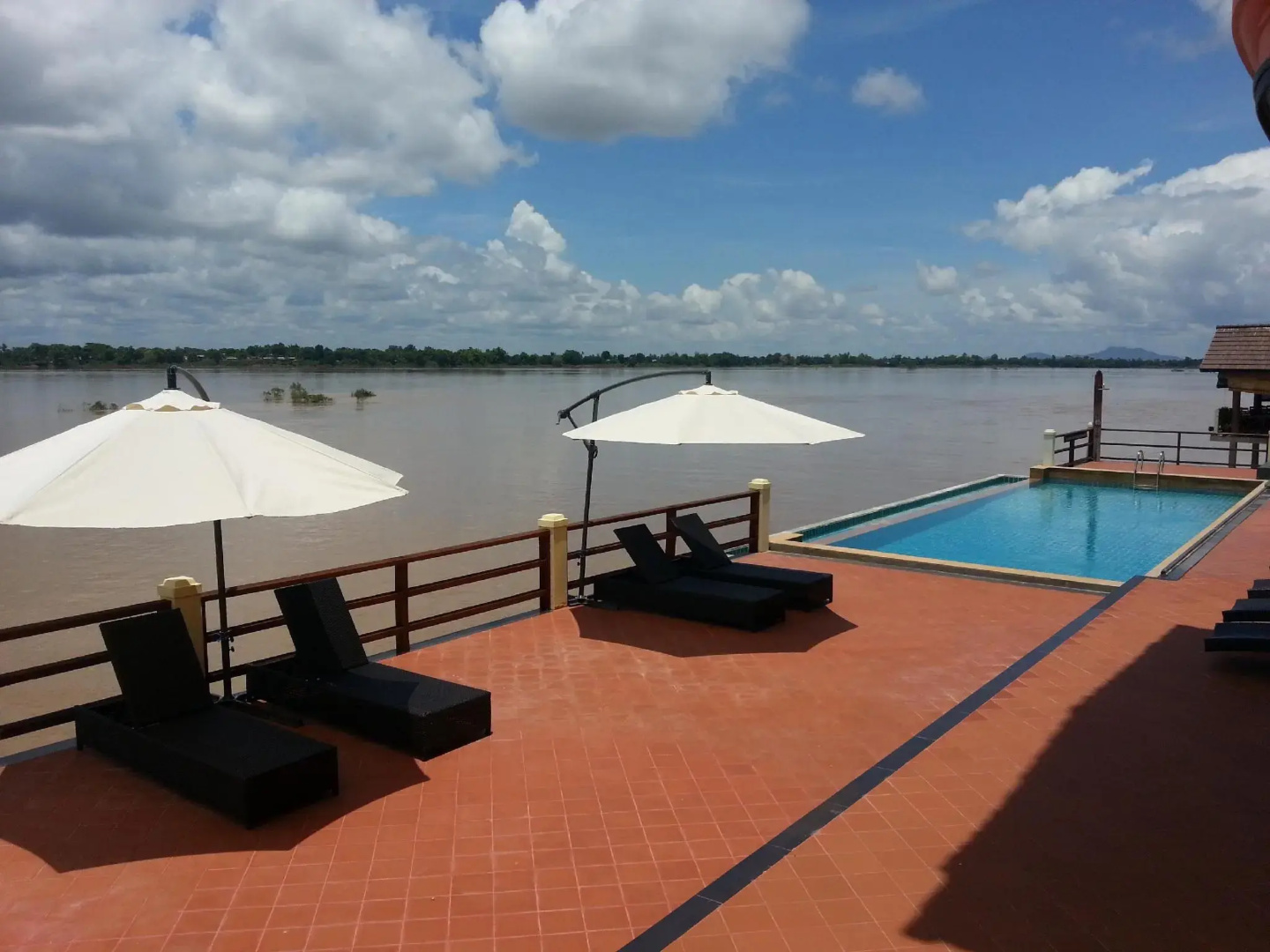 Pon Arena Hotel