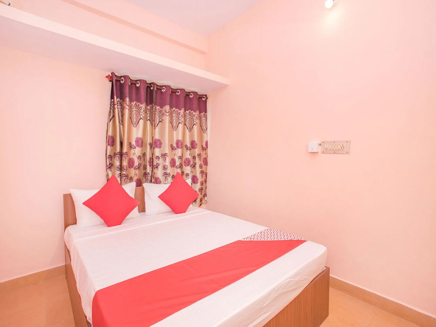 OYO Flagship 11419 Surya Residency