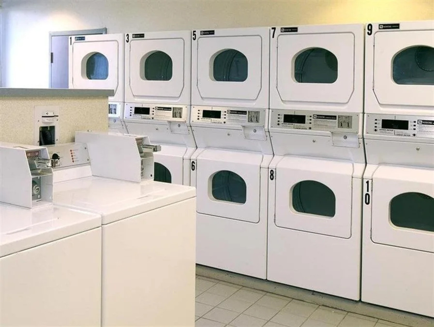 Residence & Conference Centre - Barrie