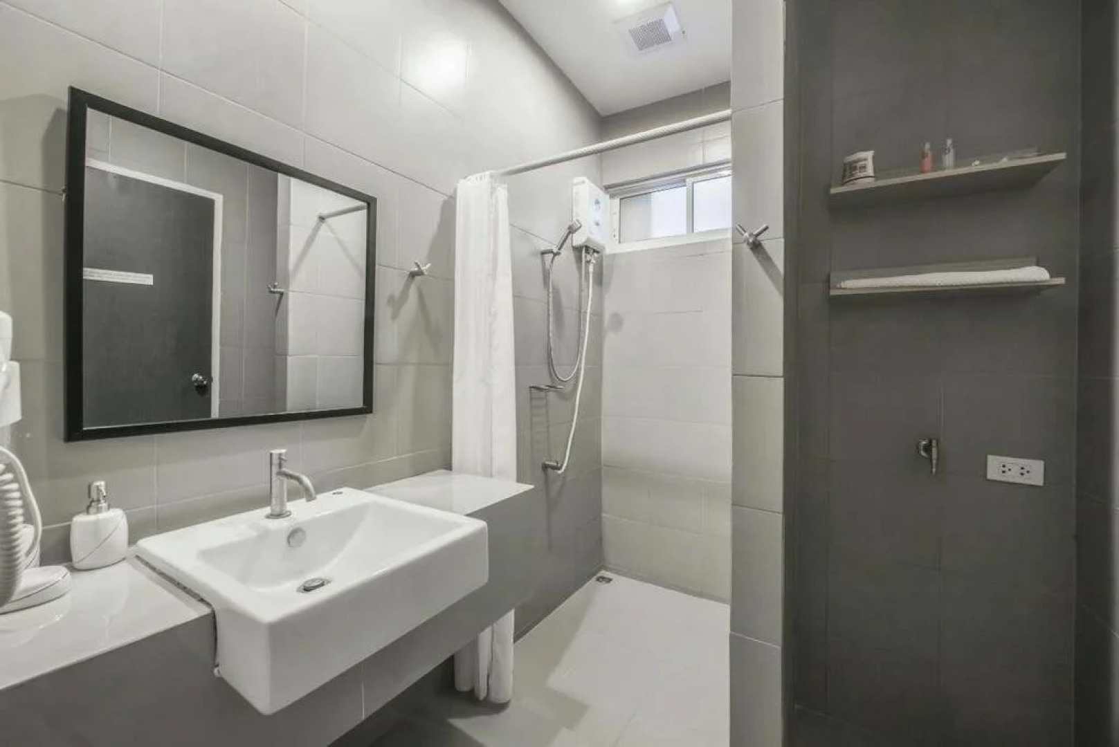 Plern Pailin Service Apartment