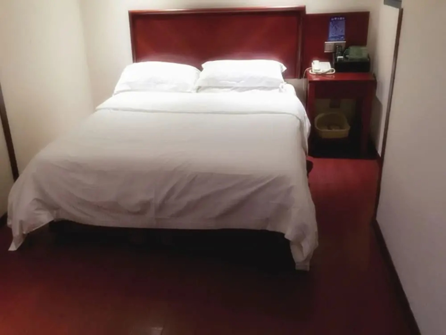 GreenTree Inn Bengbu Longhu Express Hotel