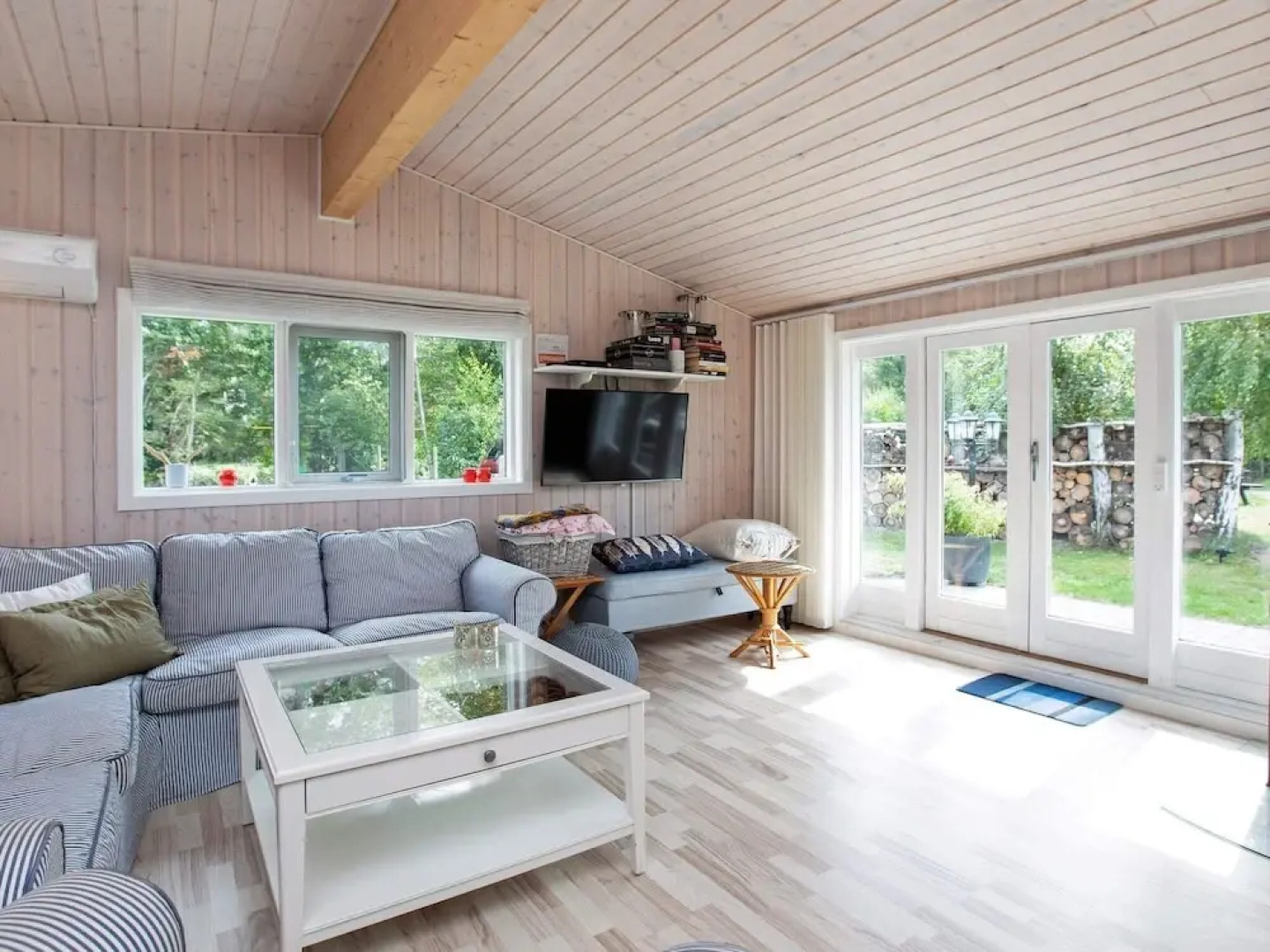 6 Person Holiday Home in Hojby