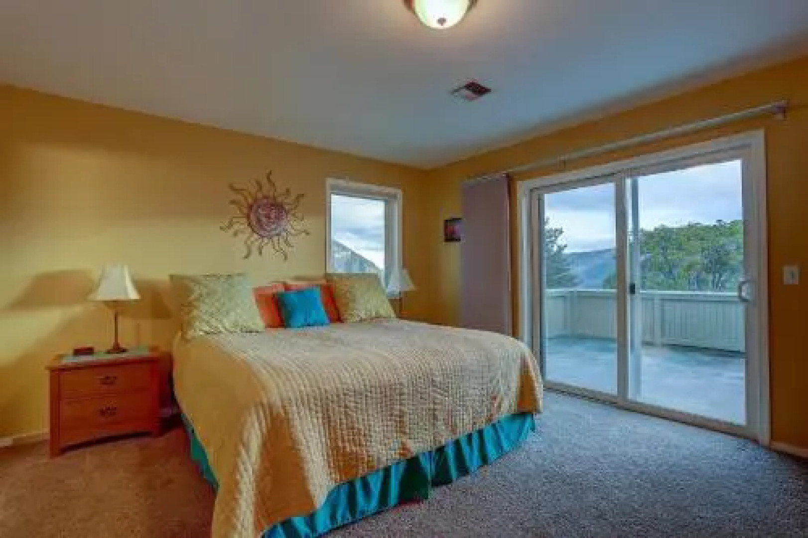 Northern Lts-Mt Vw-Ac-3br/2.5b