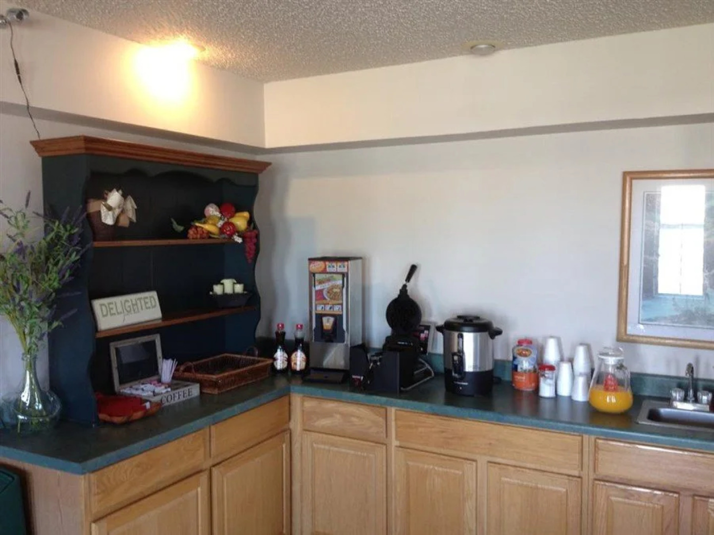 HomeTown Inn By OYO Texhoma, OK