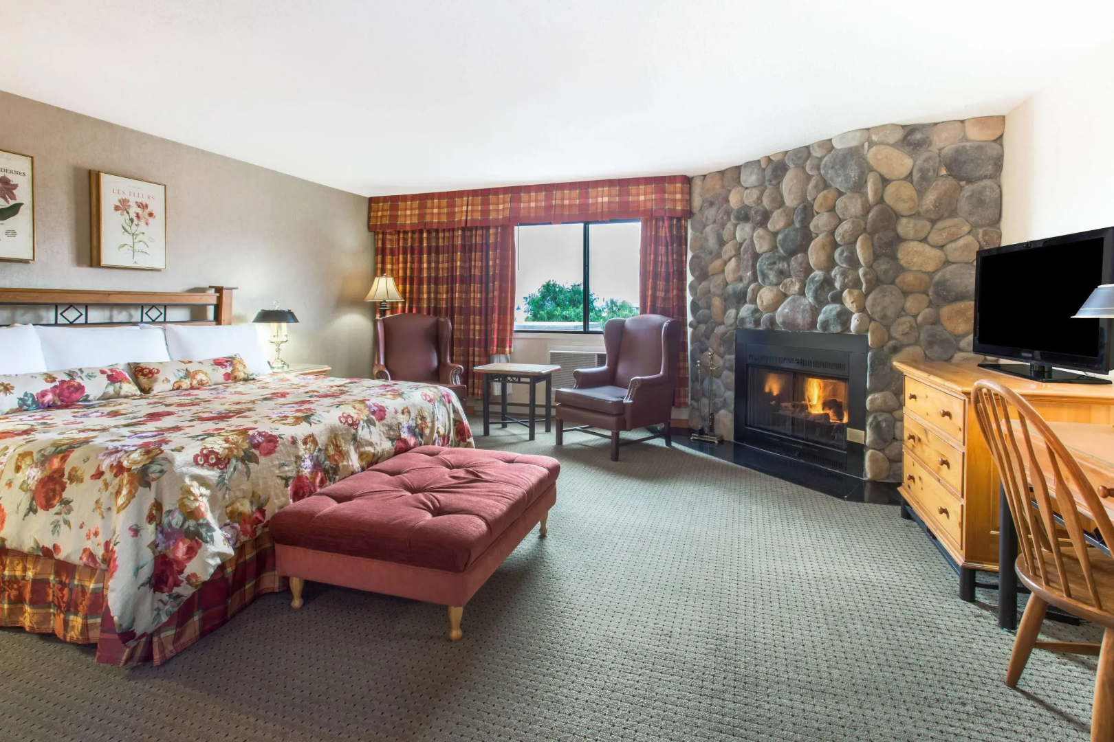 Ramada Hotel & Conference Center by Wyndham Kelowna