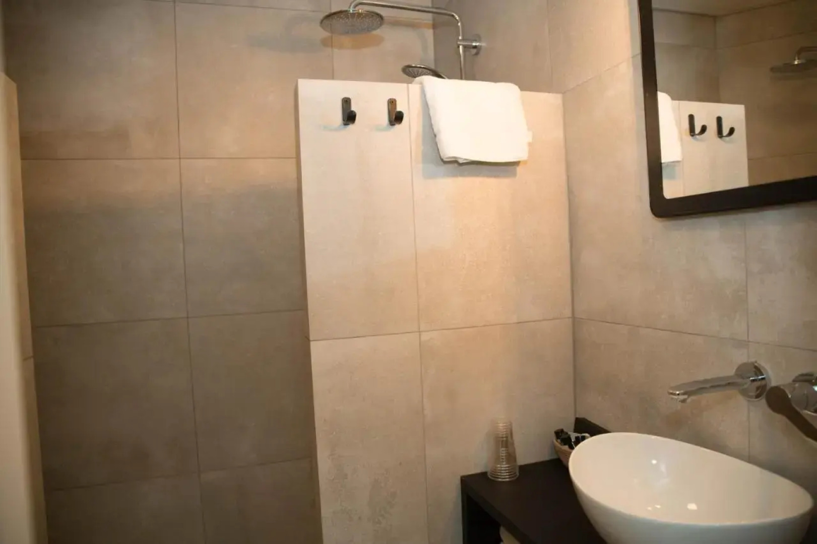 Отель The Bloom