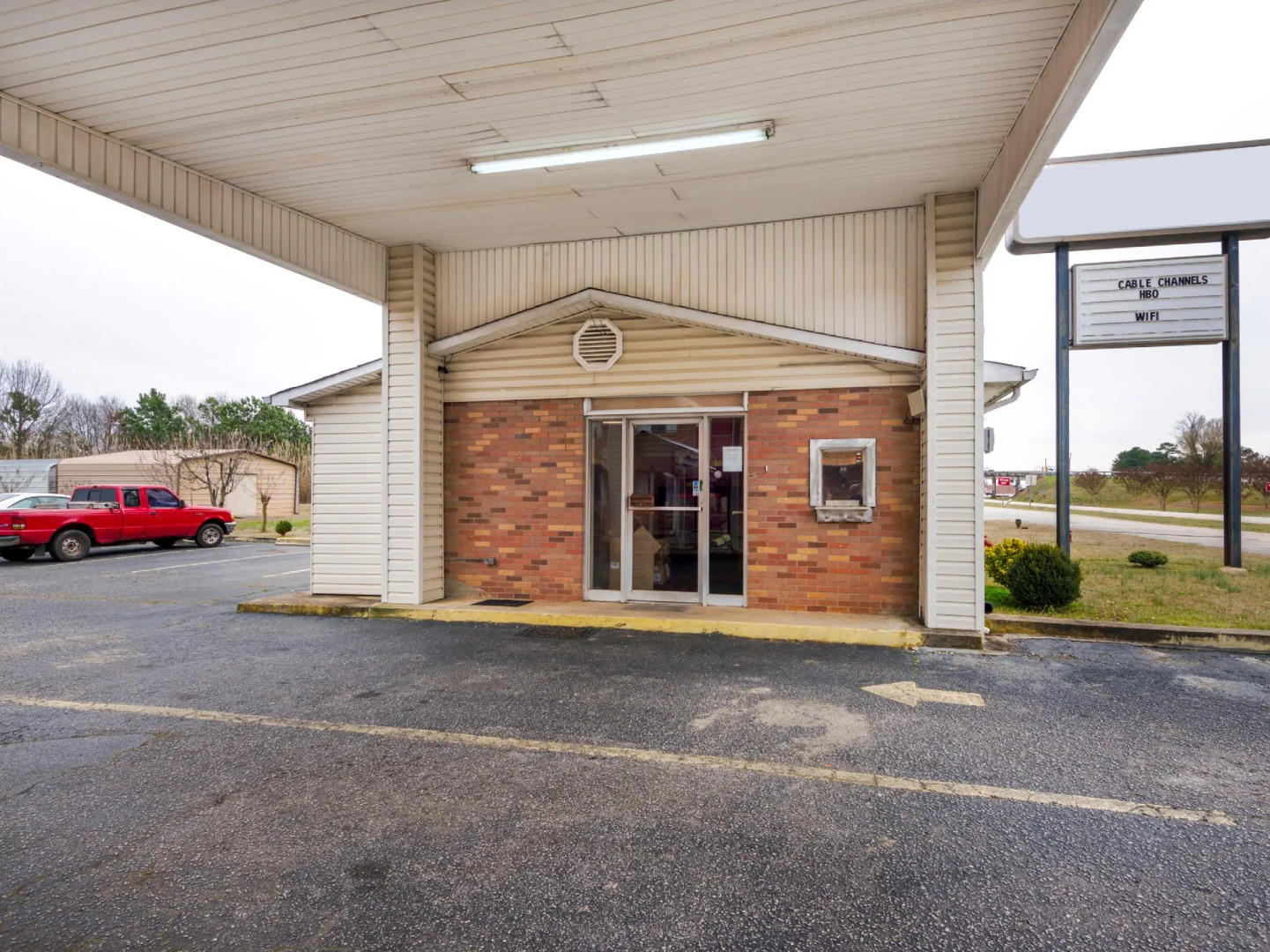 OYO Hotel Mauldin SC South Main Street