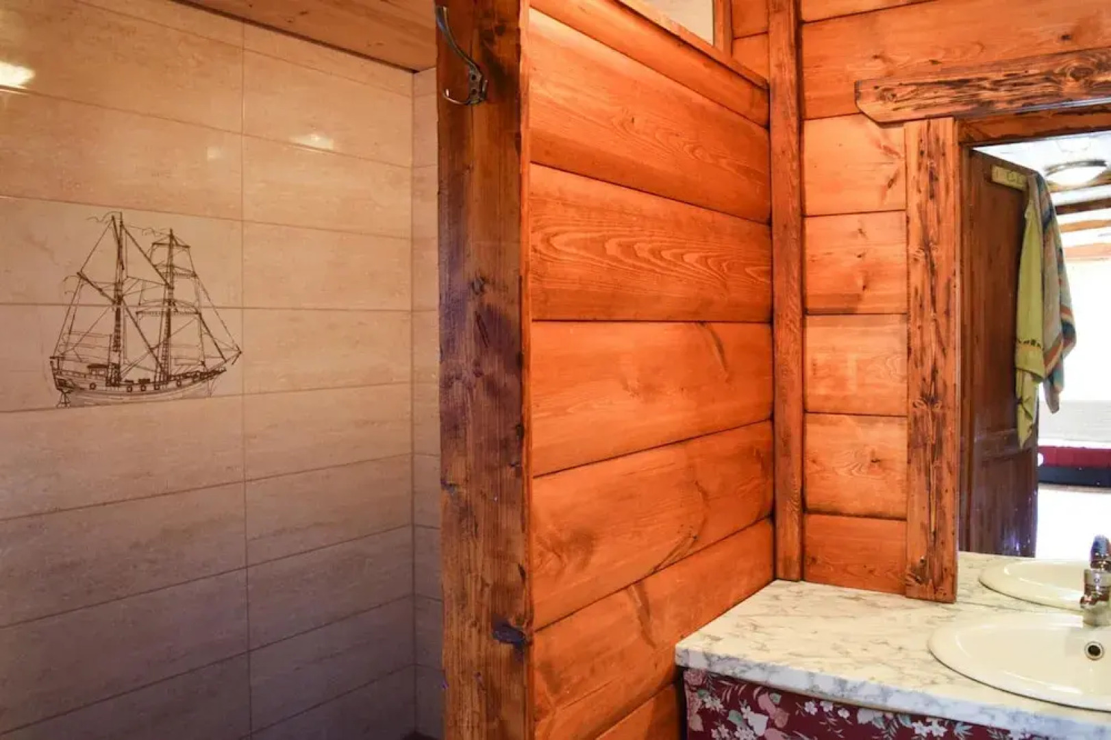 Cozy Holiday Home, Junoszyno