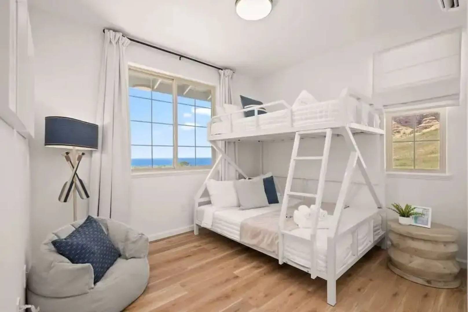 @ Marbella Lane - Paradise Point Close to Beaches