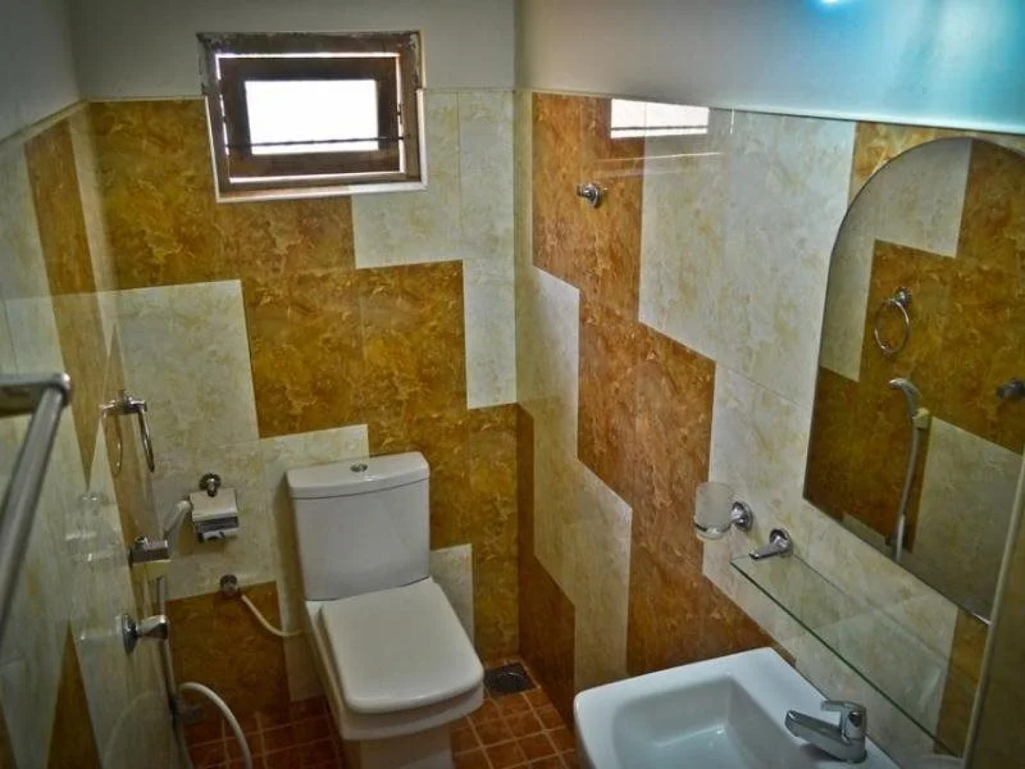 Dill Lake View Resort