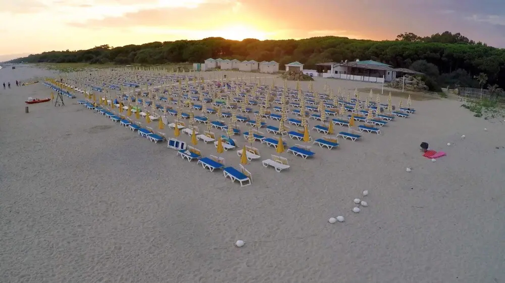 Triton Villas Residence & Hotel