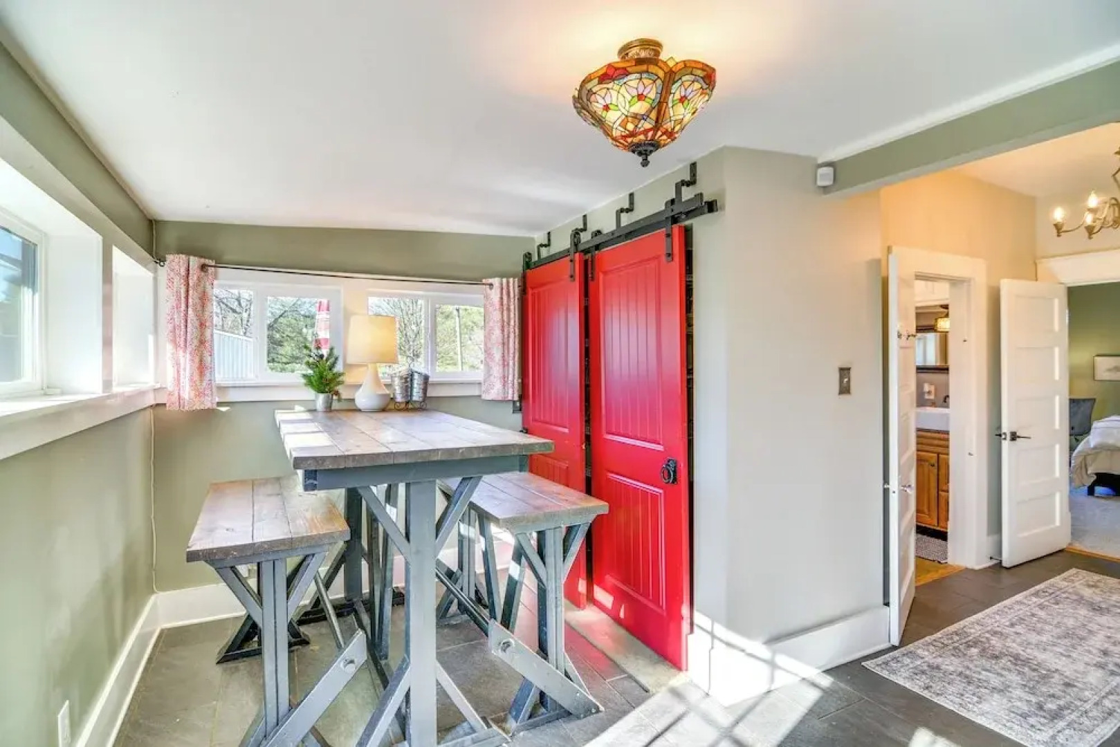 15 Mi to Dtwn Lexington: Serene Wilmore Home!