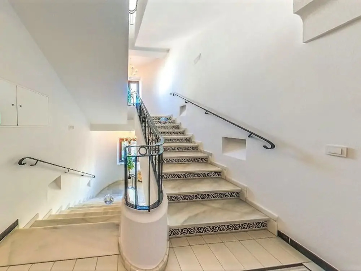 Belvilla by OYO Atico 00