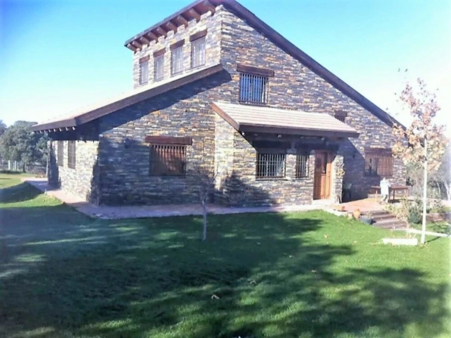 Villa With 5 Bedrooms in Maello, With Private Pool and Enclosed Garden