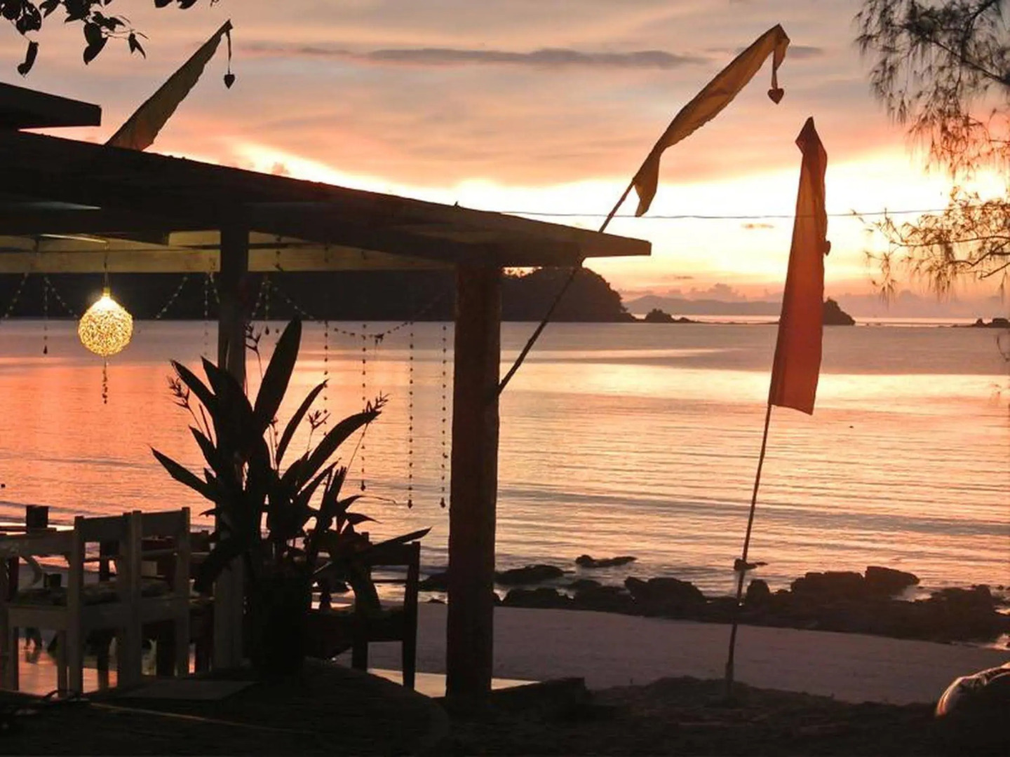 Heaven Beach Eco resort & Art