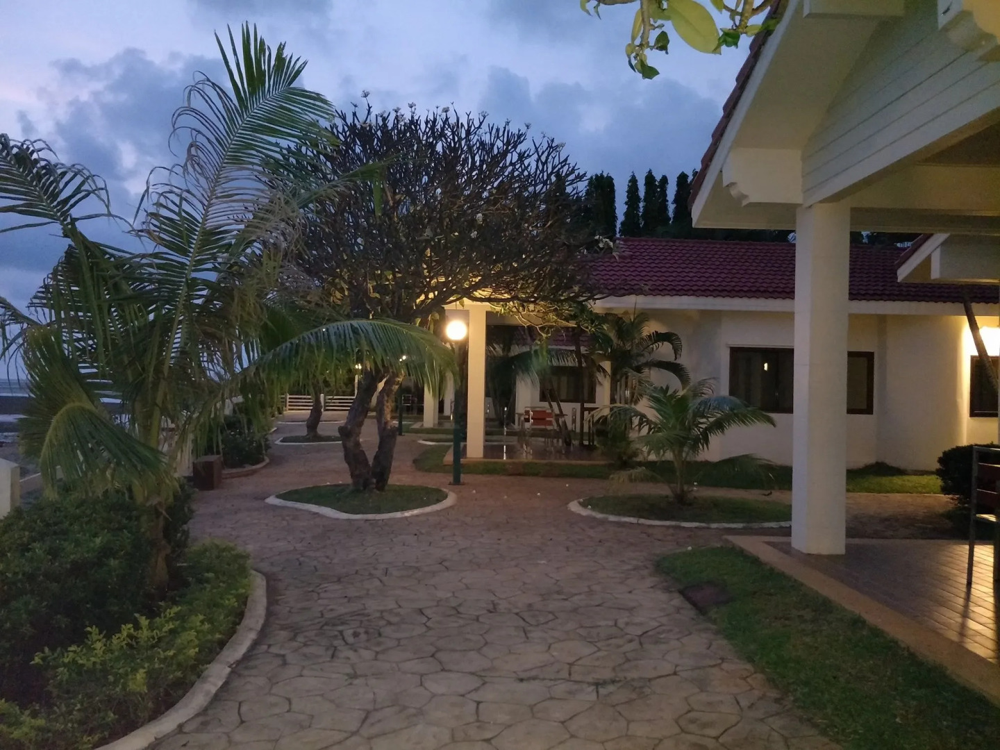 New Travel Beach Resort