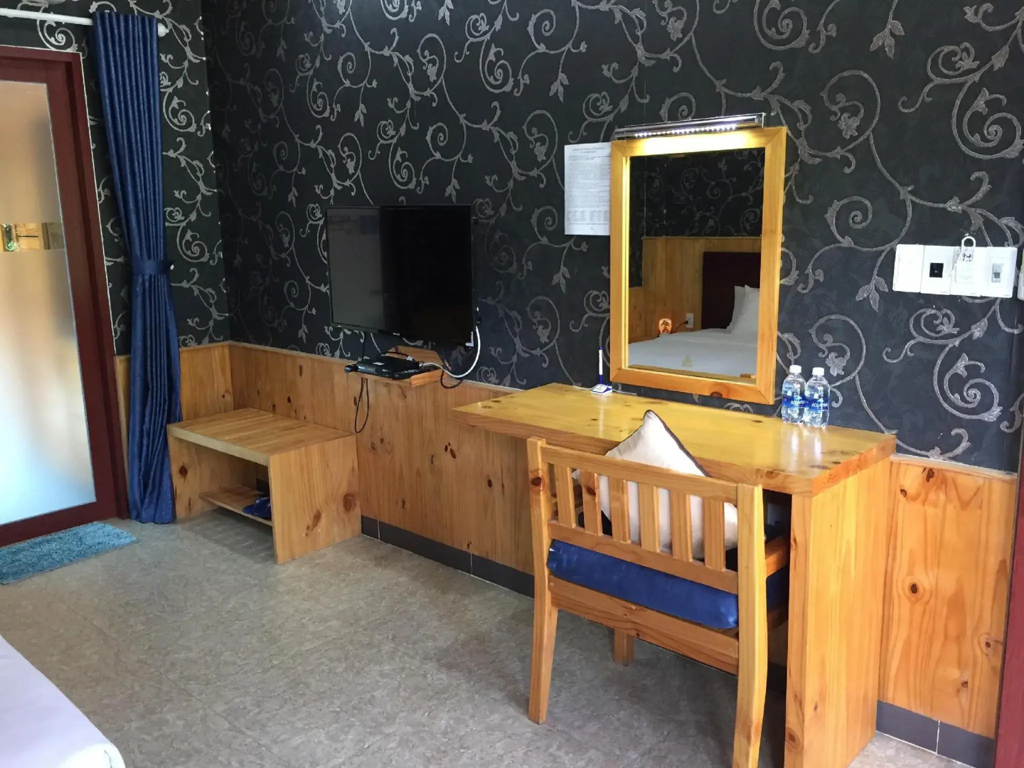 Tan Son Nhat Con Dao Resort