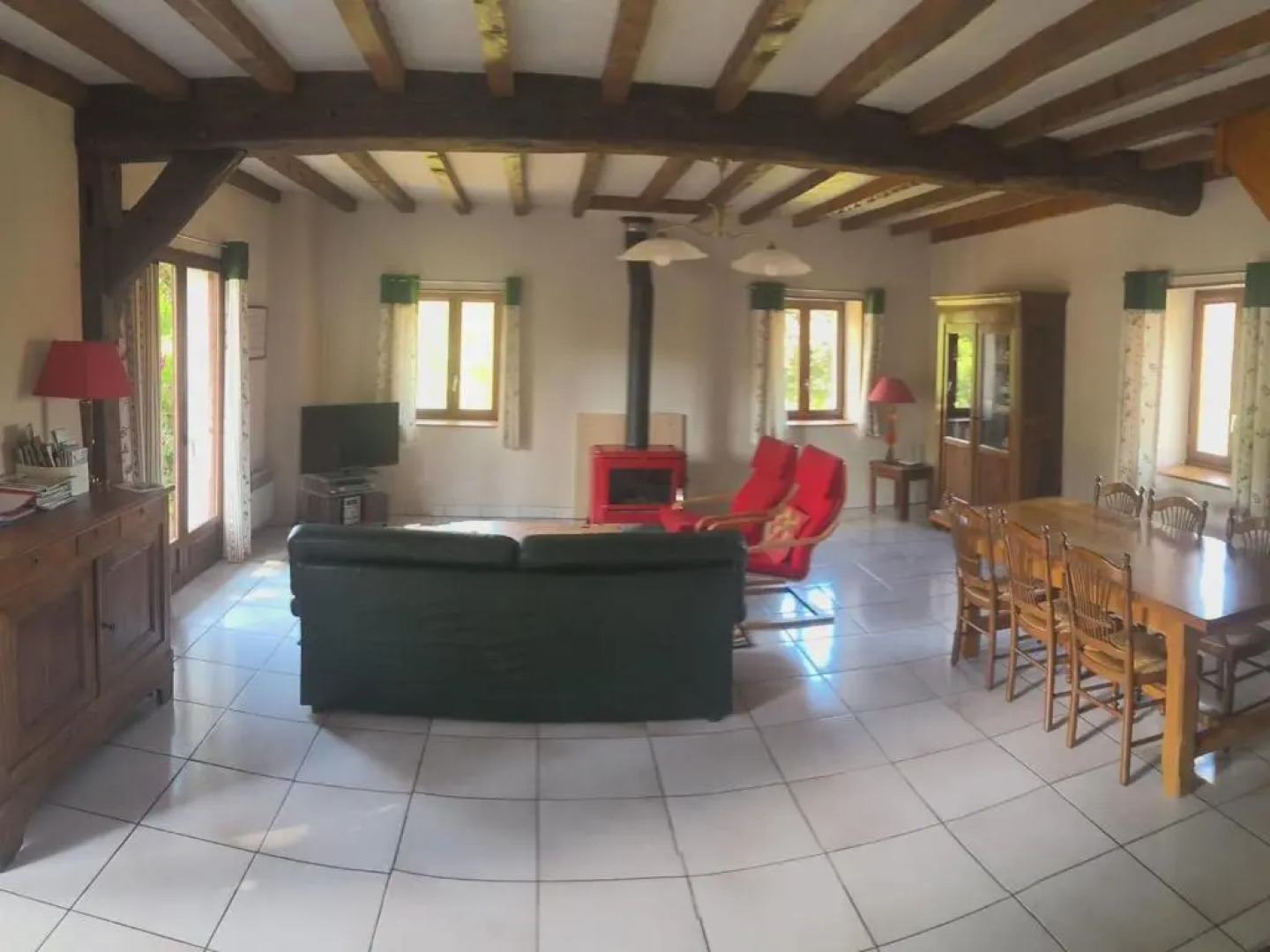 Gîte Le Mayet-de-Montagne, 4 pièces, 6 personnes - FR-1-489-317