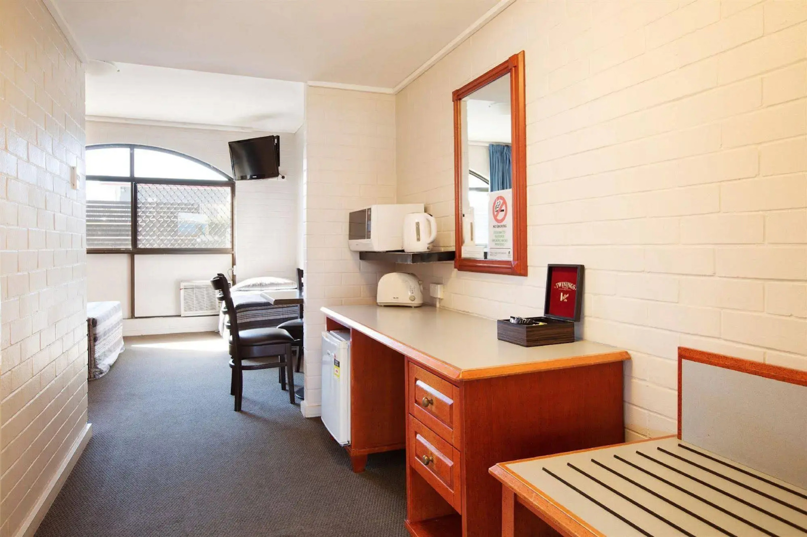 Nightcap at Springwood Hotel