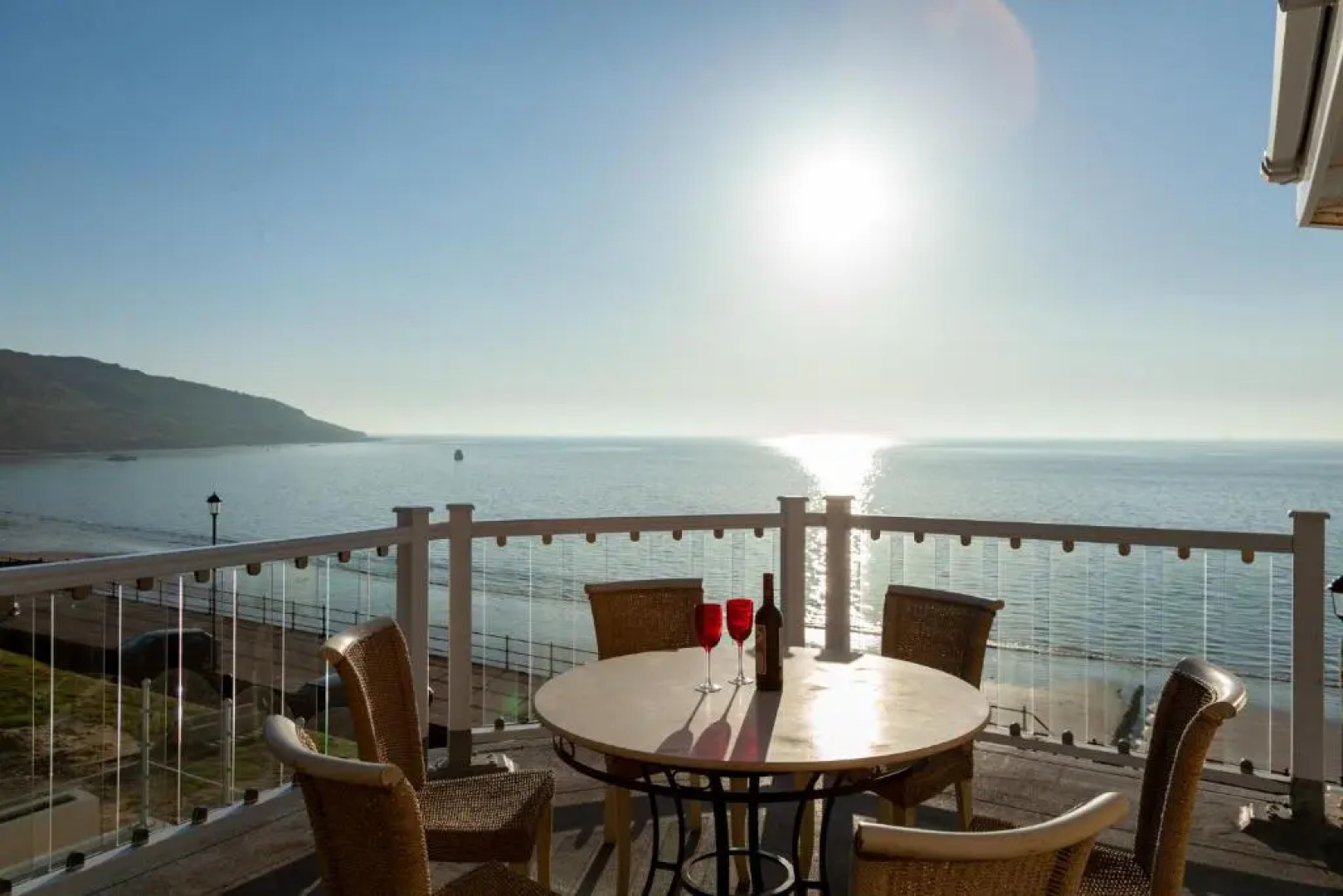 Observation Apartment, 3 Pilots Point