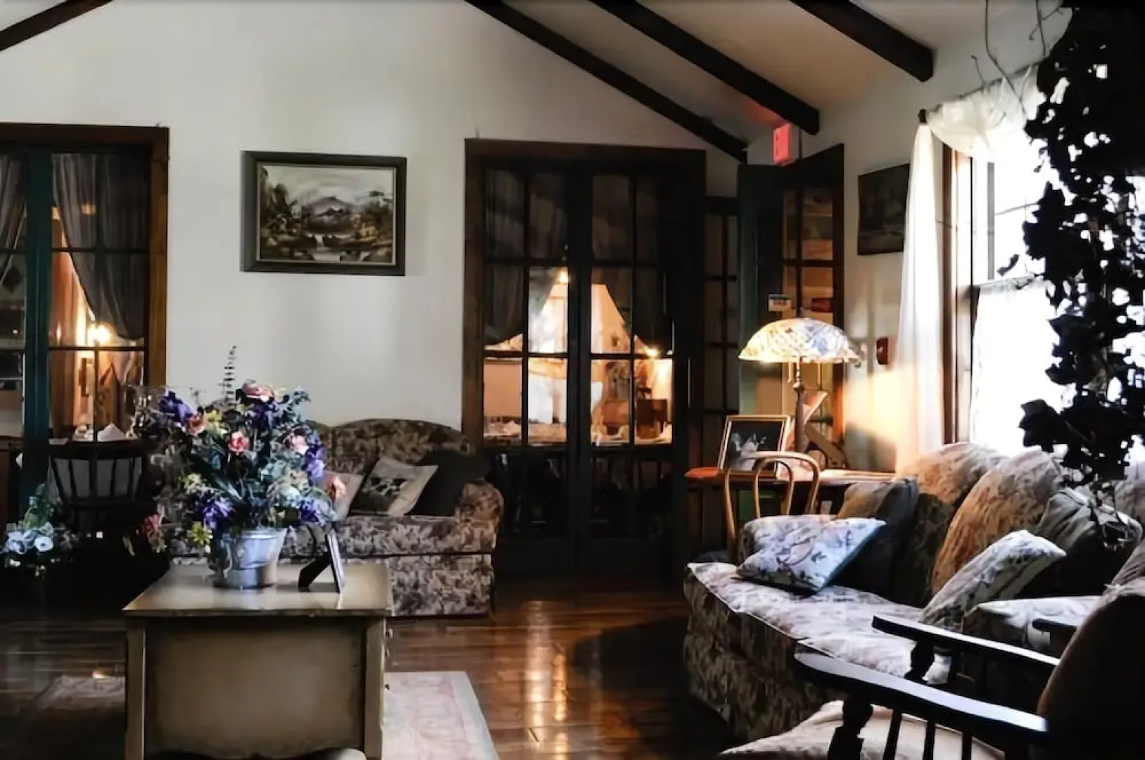 La Perla at Gregory House Country Inn & Restaurant