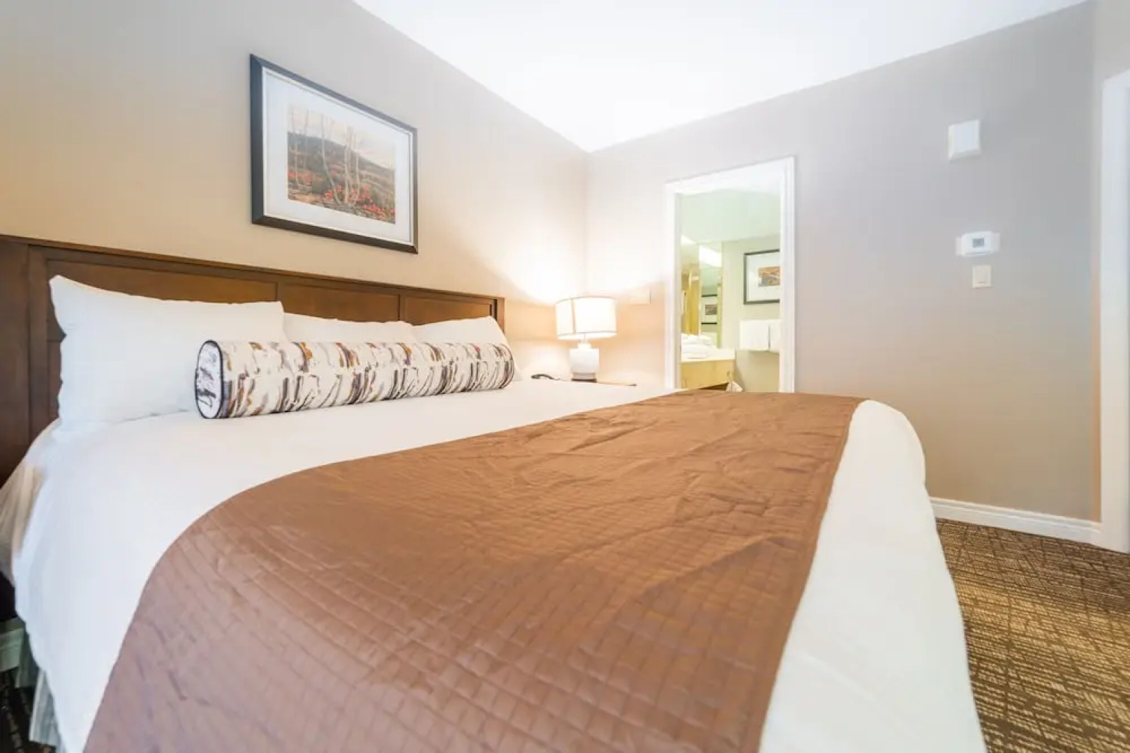 Horseshoe Valley Suites - The Azure