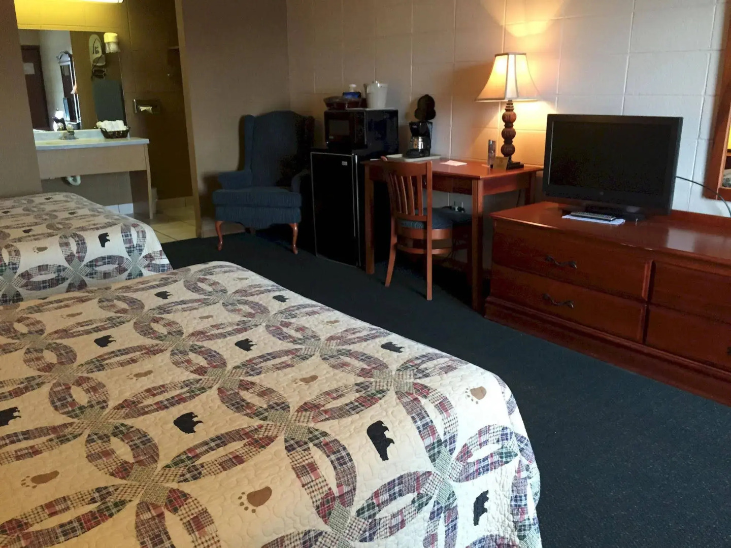 Mountain Breeze Motel