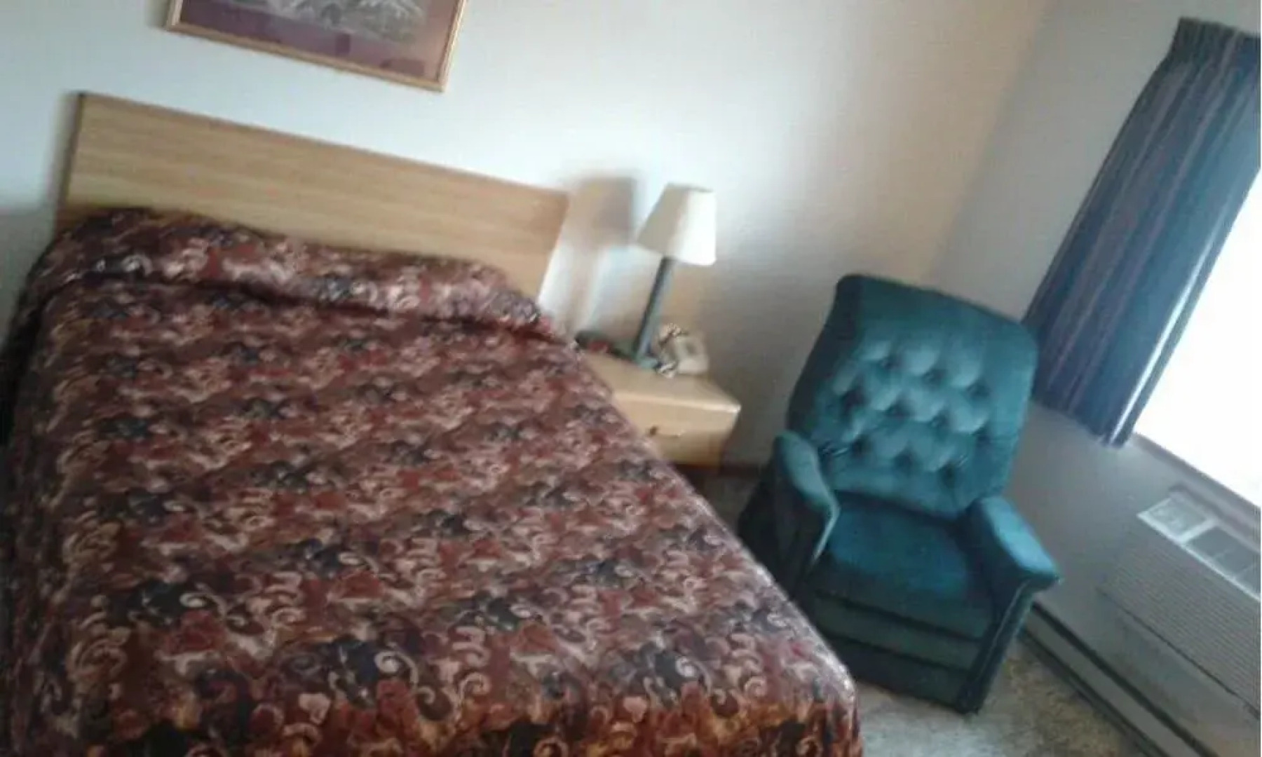 Budget Host Inn & Suites