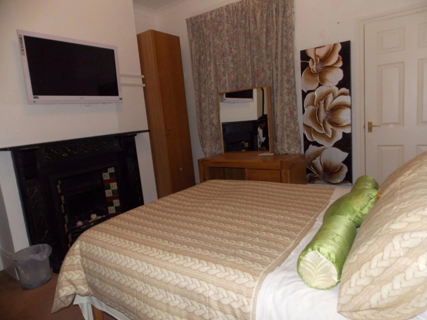 Diamonds Guest House