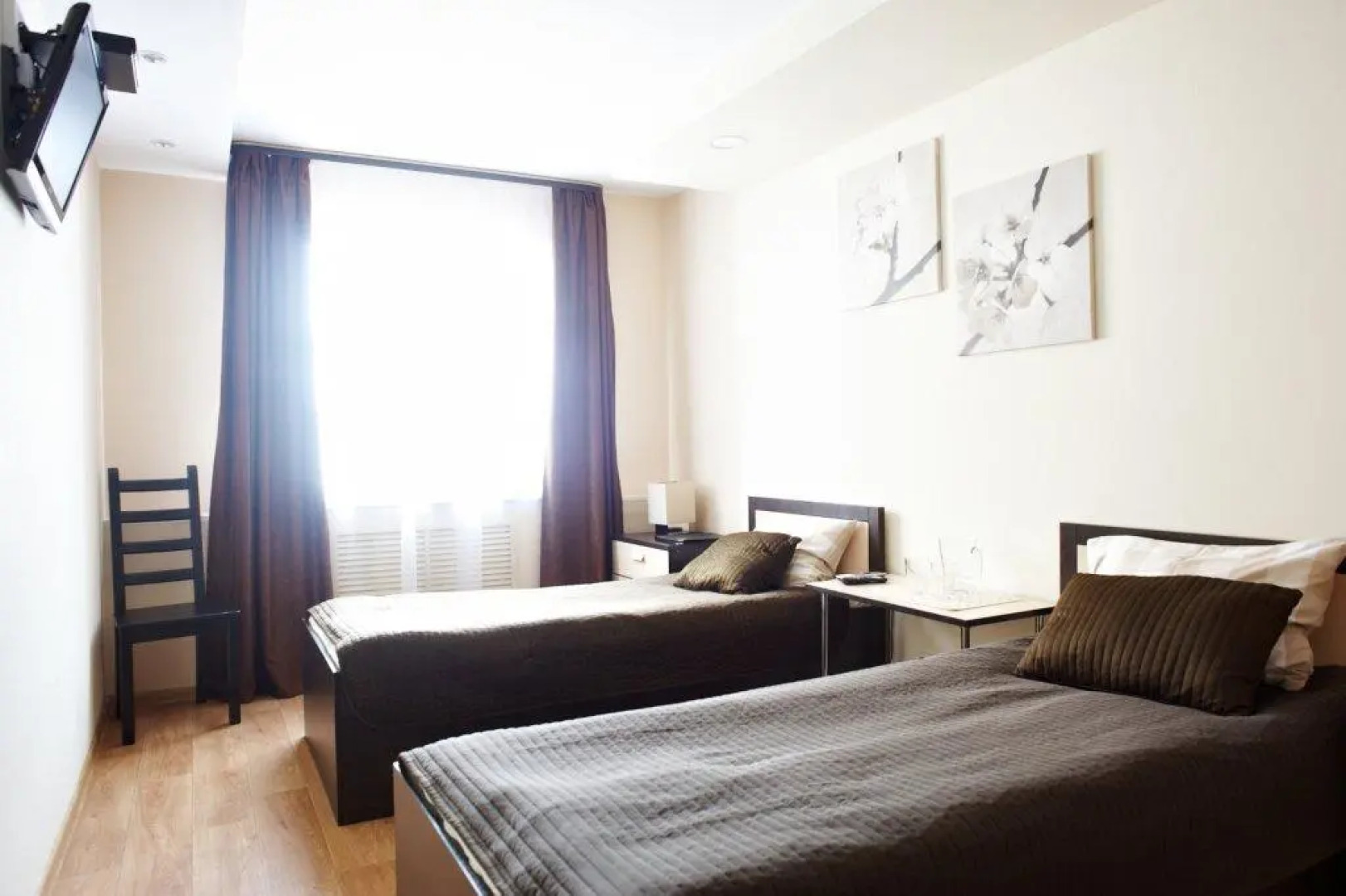 Трак Хаус Гостиница