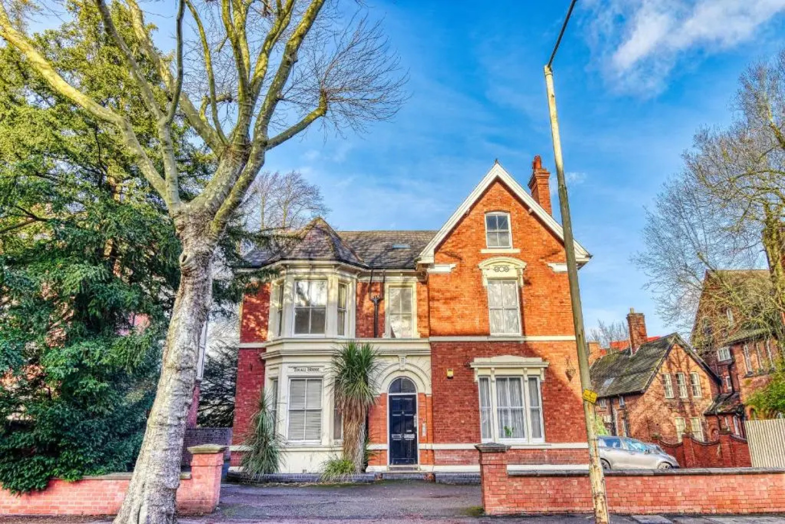 DUDLEY - 1Bed - CORPORATE TRAVEL - PARKING - LONG STAYS