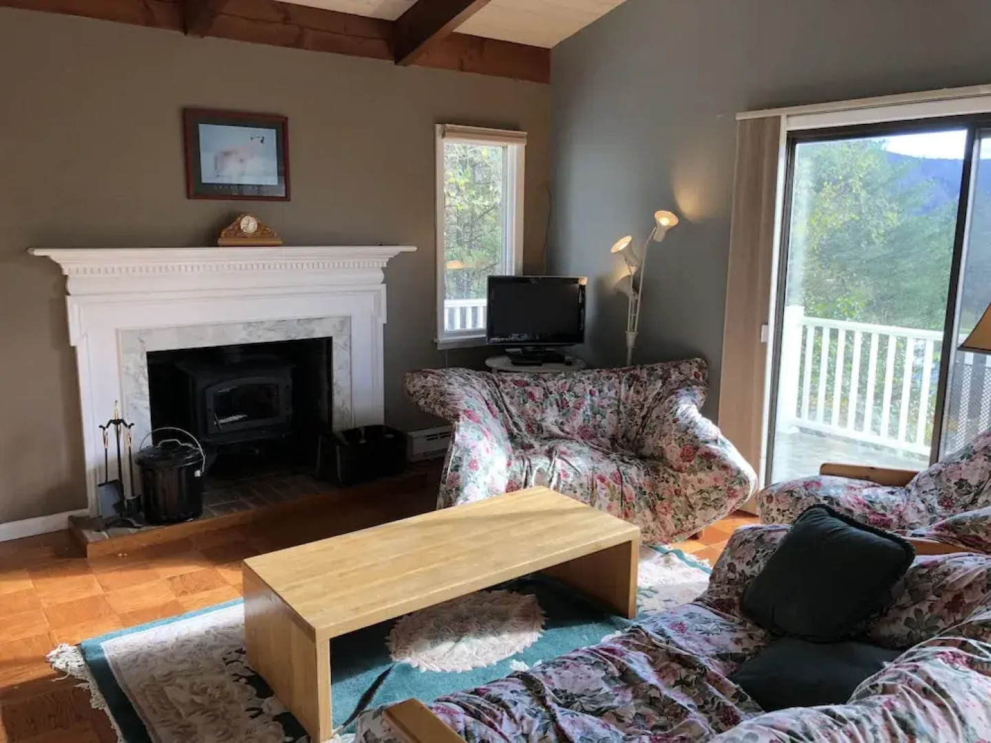 Silver Spring Chalet - GetAway