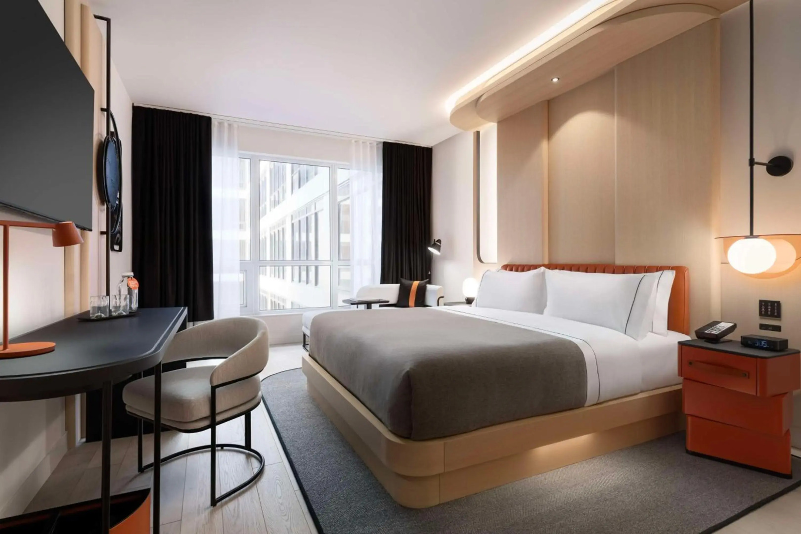 Seaview Patong Hotel