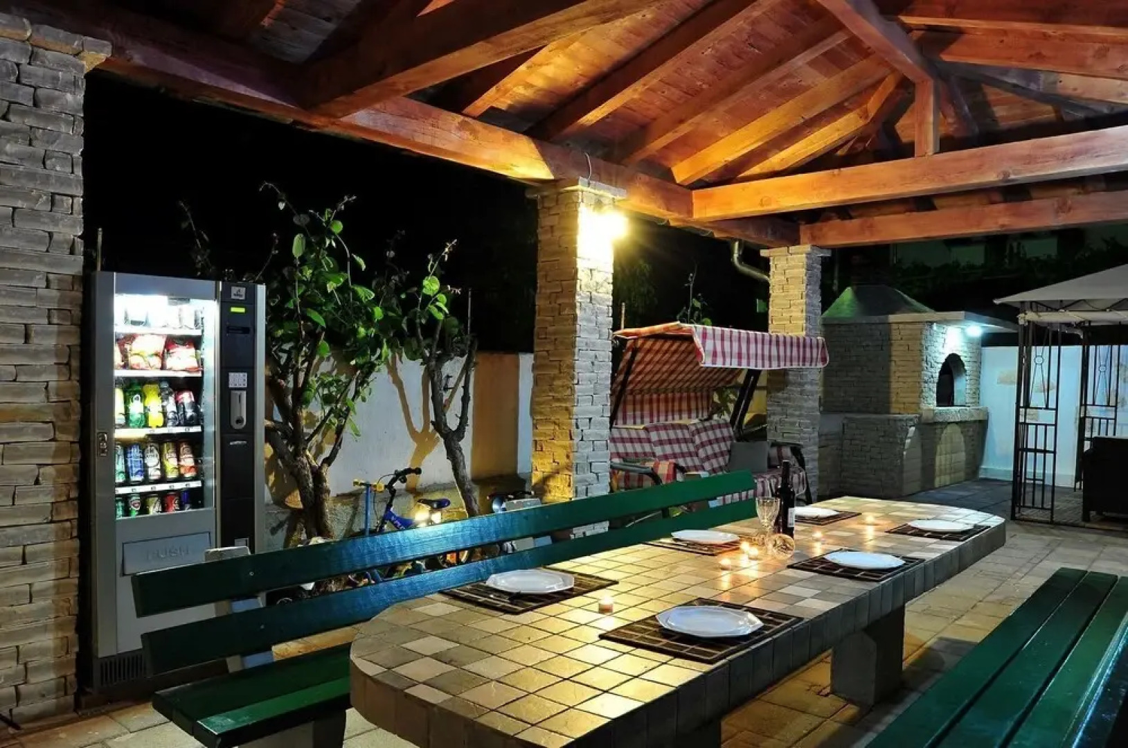 Tomo - Open Pool and Pool for Children - A6