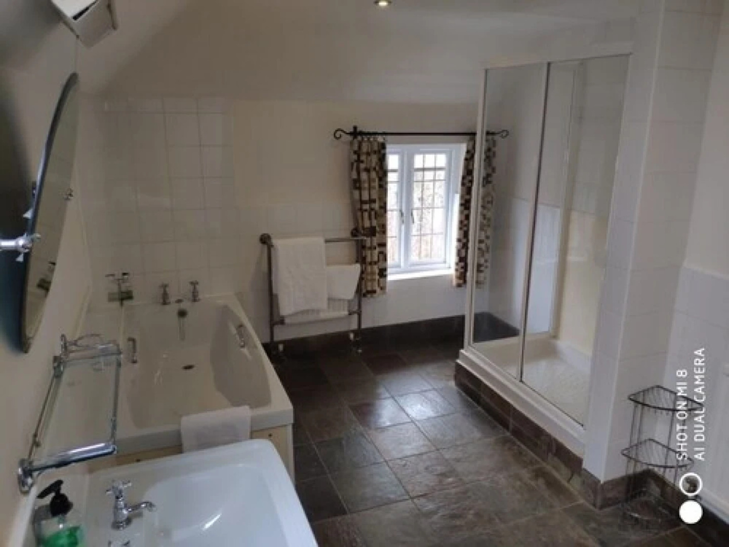 The Thatched Cottage Inn