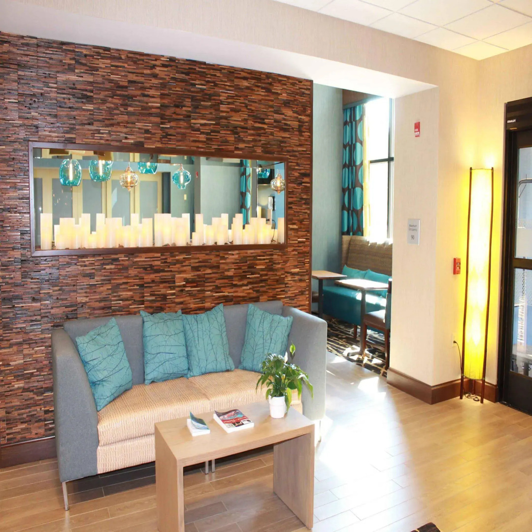 Hampton Inn & Suites Bartonsville