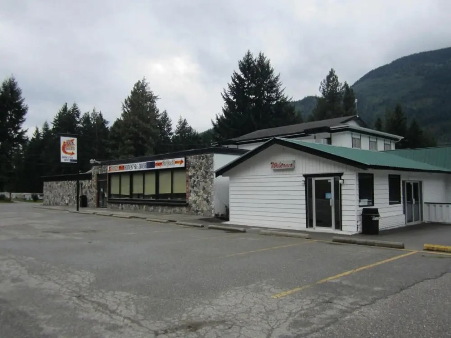 The Mighty Fraser Motel