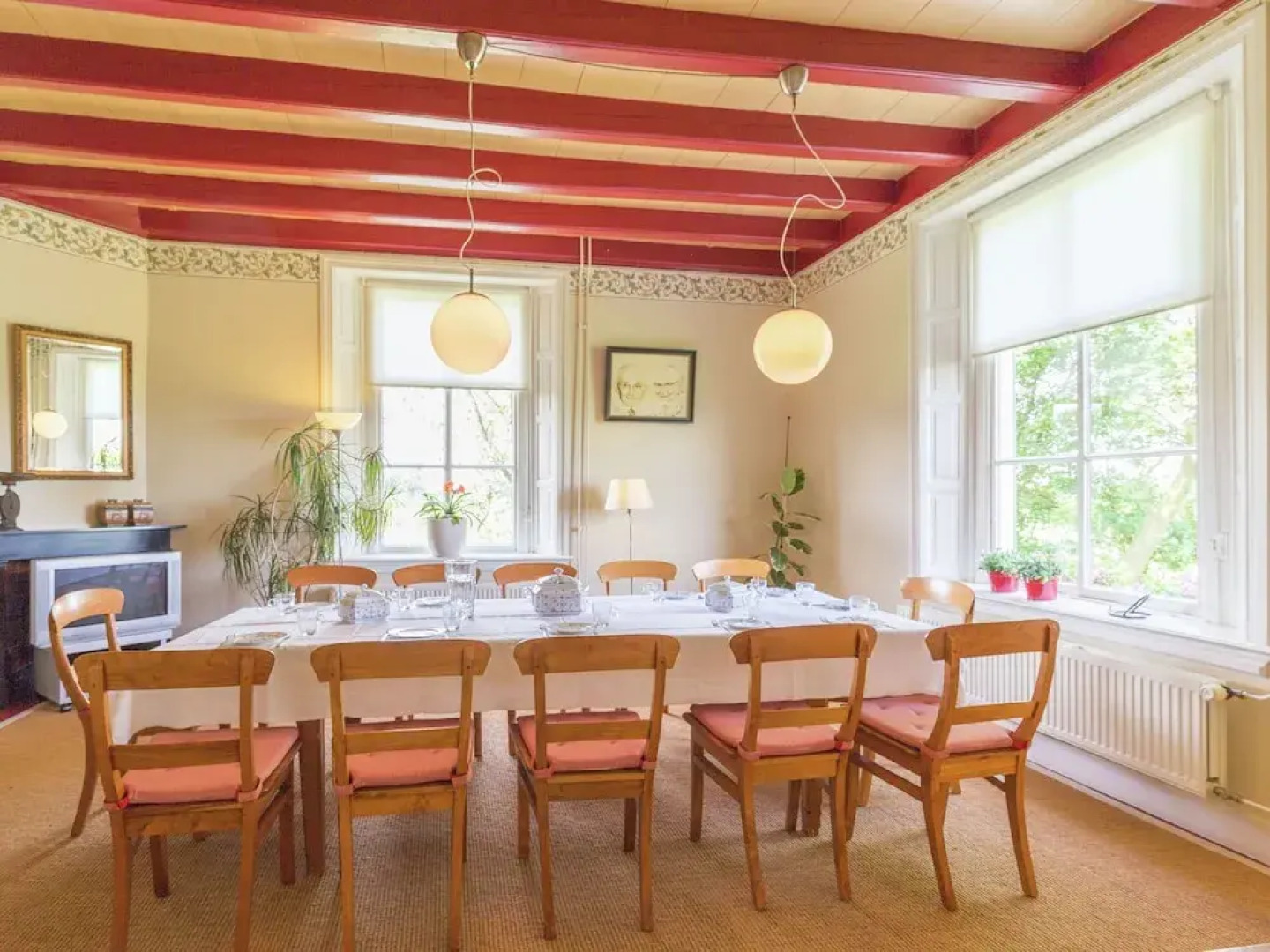 Cozy Farmhouse In Braamt With Lake Nearby