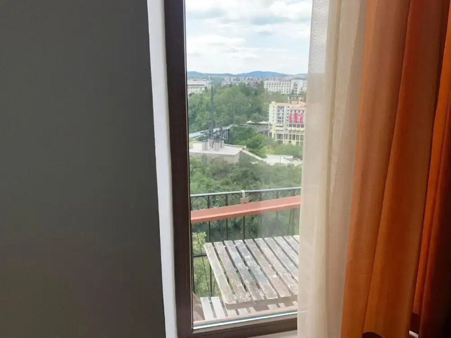 Room-charming Guest Room in Historic Vel