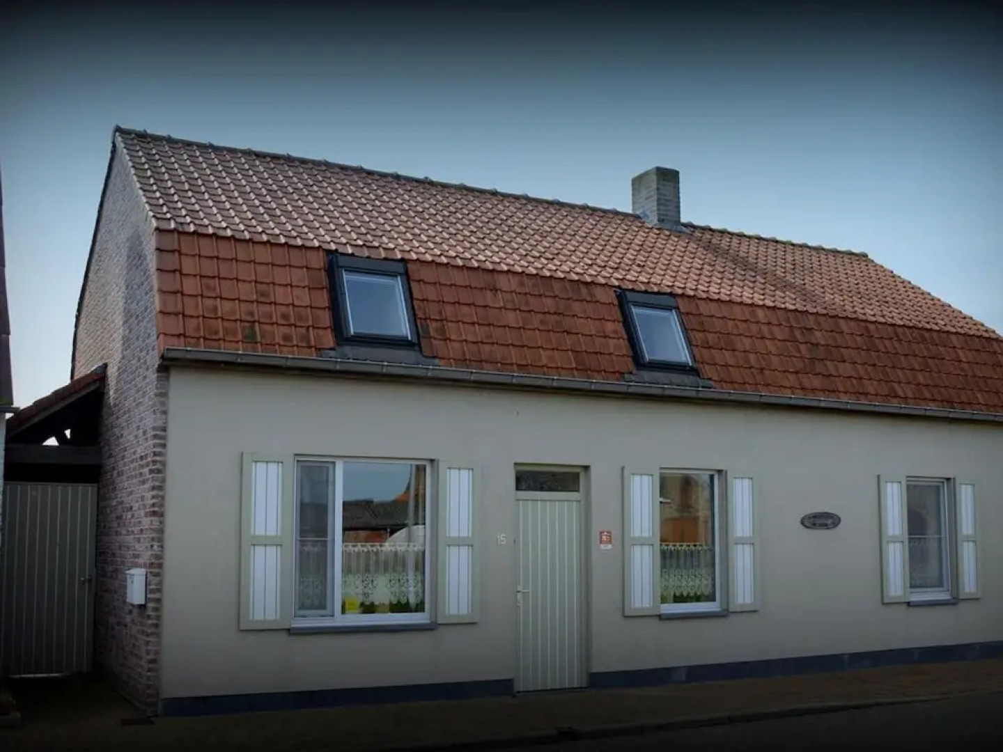 Graceful Holiday Home in Beveren aan de Ijzer With Terrace