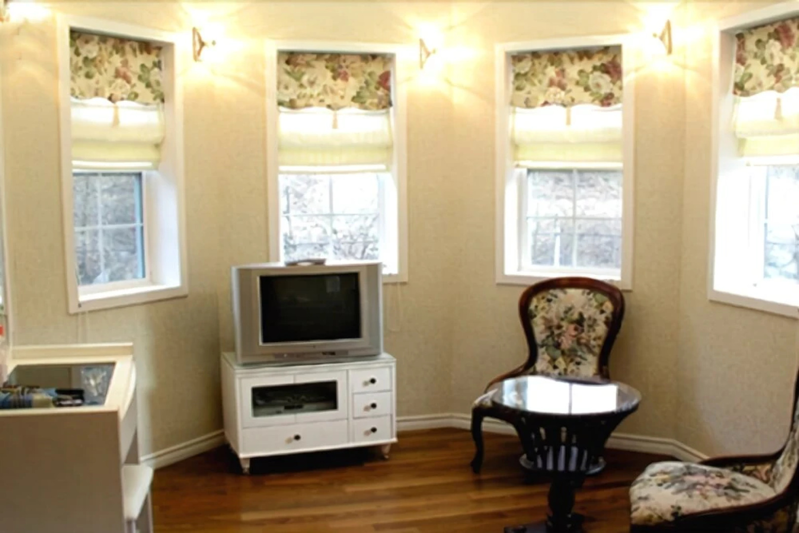 Hoengseong Silver Glowing Ford Pension