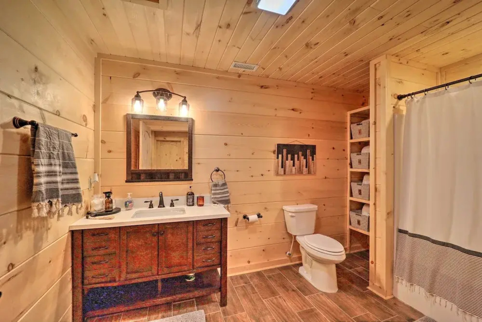 12 Mi to Sugar Mountain: Luxe Banner Elk Escape