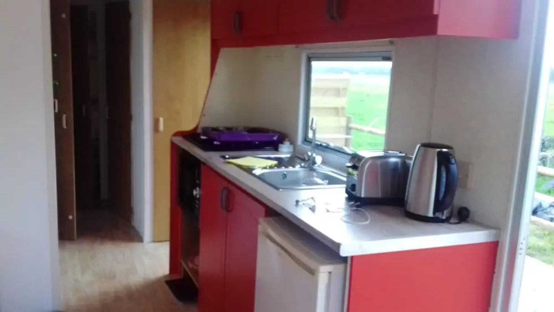 Property With 2 Bedrooms in Sainte-marie-du-mont, With Enclosed Garden and Wifi