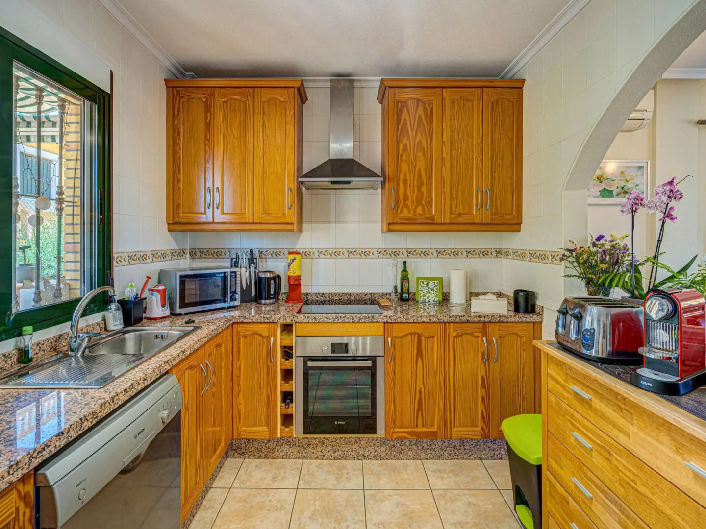 Inviting Holiday Home in Orihuela with Garden